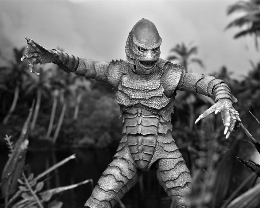 Universal Monsters - 7” Scale Action Figure - Ultimate Creature from the Black Lagoon Figure (B&W) 