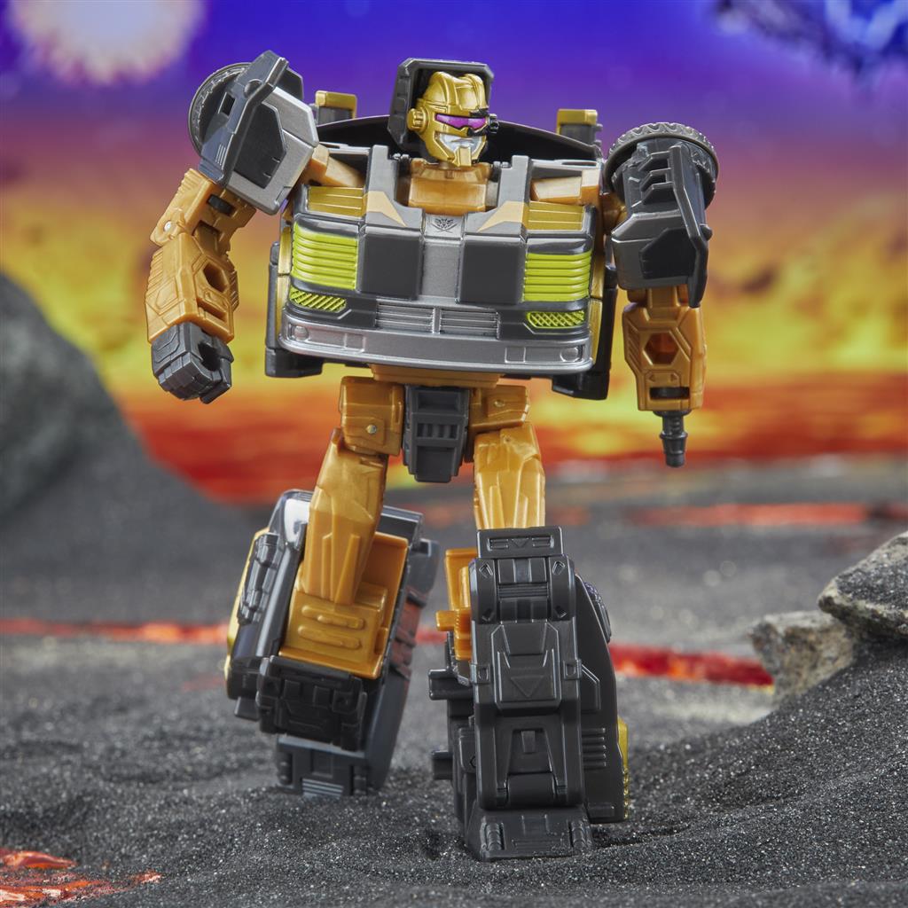 Transformers Legacy United Deluxe Class Star Raider Cannonball