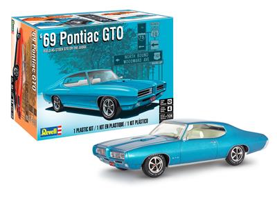 Revell: 69 Pontiac GTO "The Judge" 2N1 1:24