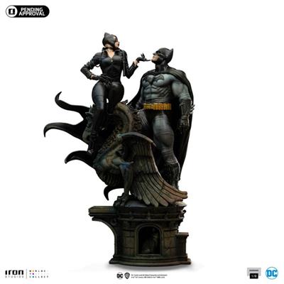 DC Comics Batman And Catwoman Diorama 1/6