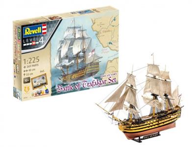 Revell: Geschenkset "BATTLE OF TRAFALGAR" (1:225)